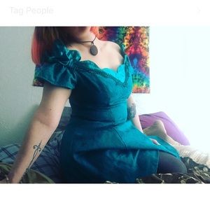 Vintage style 80’s mock Victorian party dress